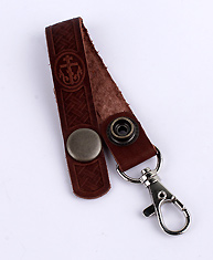 Брелок кожаный "подвеска", 1-слойный, с тиснением молитв и символов). Цвет светло-коричневый.